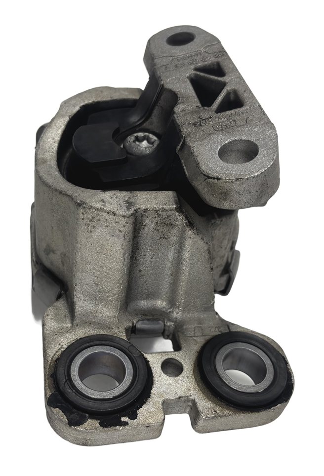Thumbnail 5: 2012 RANGE ROVER EVOQUE L538 2.0L AUTOMATIC TRANSMISSION MOUNT SUPPORT