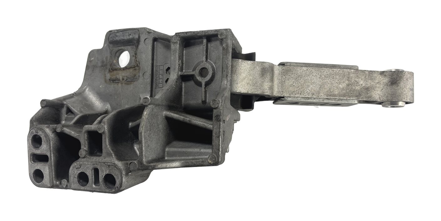 Thumbnail 7: 2012 RANGE ROVER EVOQUE L538 2.0L AUTO TRANSMISSION MOUNT TORQUE ARM