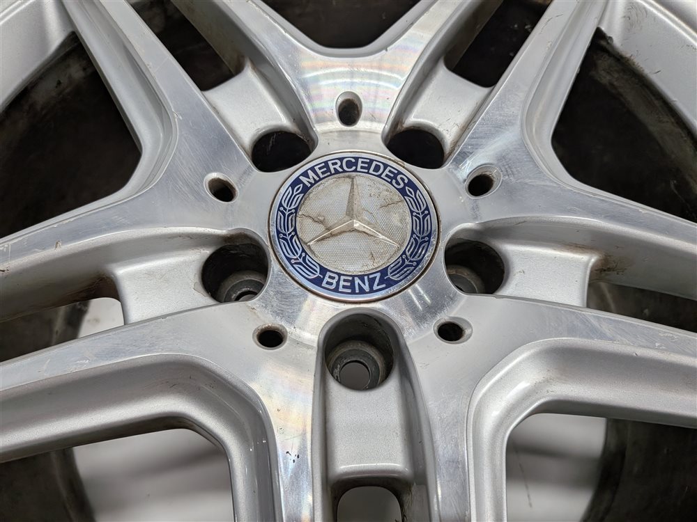 Thumbnail 3: 2011 MERCEDES E550 (W212) SEDAN REAR 18x9 10-SPOKE ALUMINUM AMG WHEEL RIM