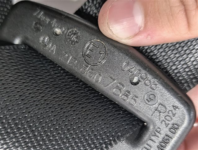 Thumbnail 13: 10-11 MERCEDES E-CLASS (W212) RIGHT FRONT PASSENGER SEATBELT RETRACTOR (BLACK)