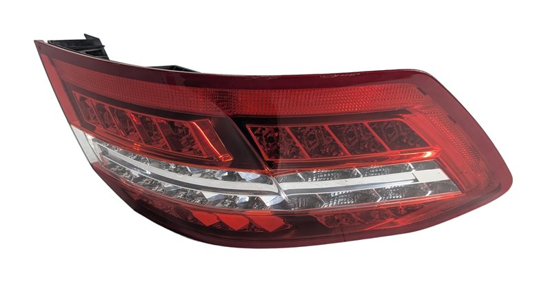 Thumbnail 3: 10-13 MERCEDES E-CLASS (W212) SEDAN LEFT DRIVER REAR TAILLIGHT BRAKE LIGHT LAMP