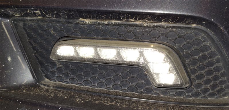 Thumbnail 2: 10-13 MERCEDES E300 E350 E400 E550 (W207 W212) LEFT FRONT DRL LED FOG LIGHT LAMP