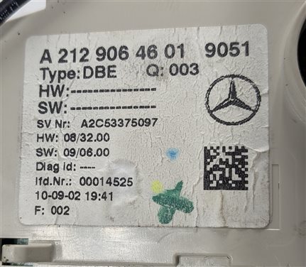 Thumbnail 4: 10-13 MERCEDES E350 E400 E550 (W212) FRONT ROOF DOME COURTESY MAP LIGHT (Black)