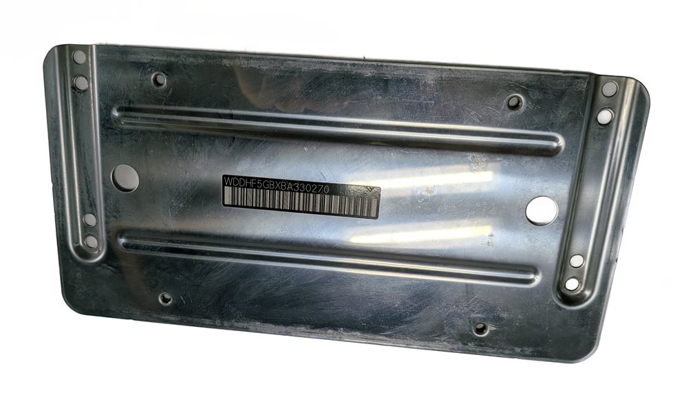 Thumbnail 2: 2011 MERCEDES E350 (W212) REAR LICENSE PLATE TAG MOUNTING BRACKET HOLDER