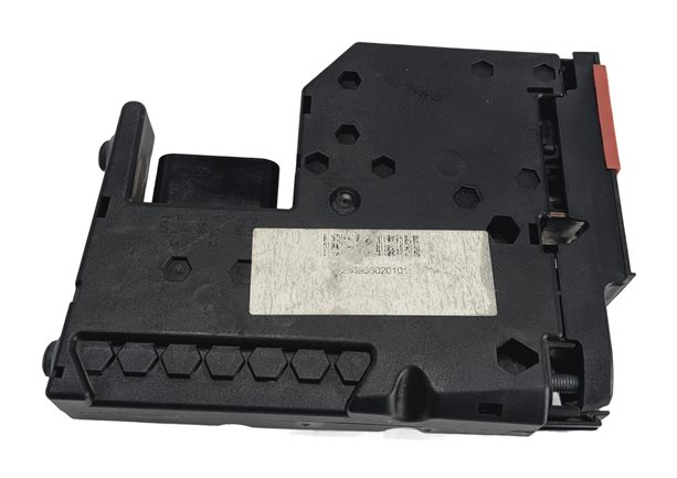 Thumbnail 3: 2011 MERCEDES E350 W212 3.5L POSITIVE BATTERY TERMINAL POWER DISTRIBUTION BLOCK