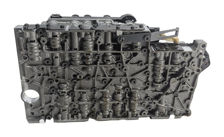 Thumbnail 5: 2011 MERCEDES E350 (W212) TRANSMISSION VALVE BODY w/ CONDUCTOR PLATE