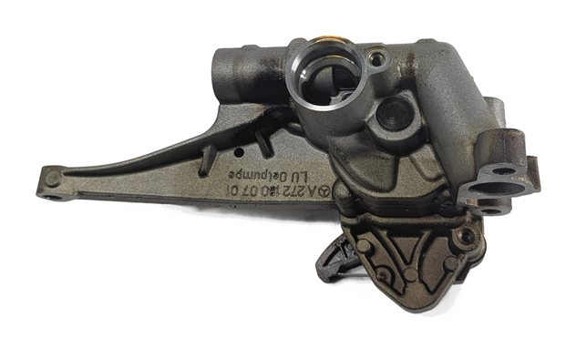 Thumbnail 2: 2011 MERCEDES E350 (W212) 3.5L (272.980) ENGINE OIL FLUID PUMP