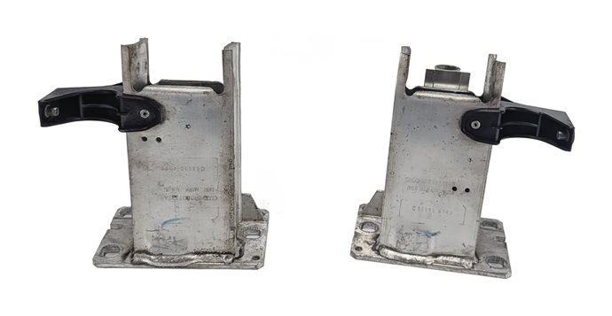 09-17 AUDI Q5 SQ5 B8 8R FRONT LEFT/RIGHT BUMPER REINFORCEMENT BAR BRACKET SET/2