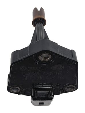 Thumbnail 2: 2015 AUDI SQ5 (B8 8R) 3.0L (CTUD) ENGINE OIL LEVEL SENSOR