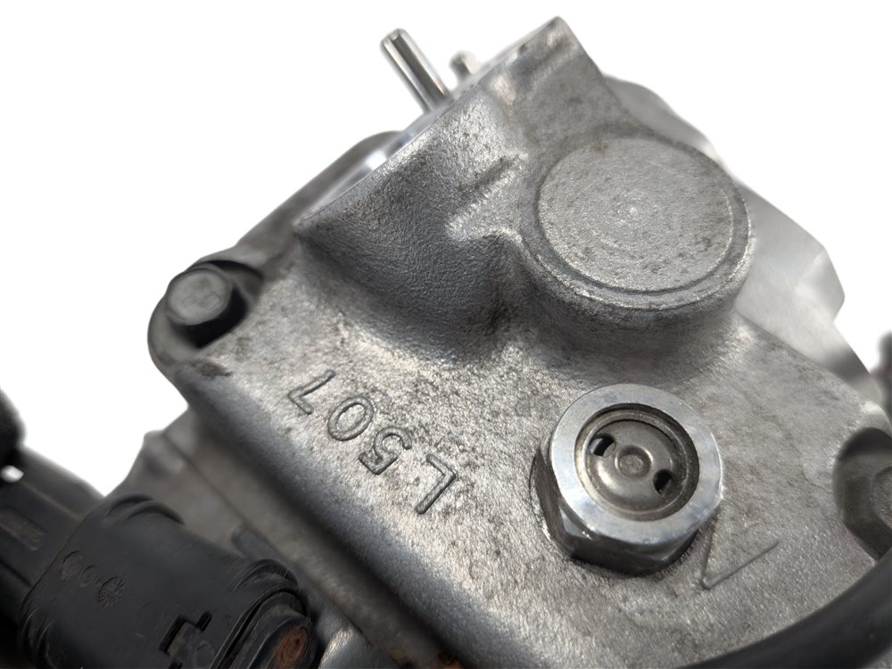 Thumbnail 9: 2013-2018 BMW X3 X4 (F25 F26) 28dX / 28iX - 2.0L ENGINE A/C COMPRESSOR PUMP