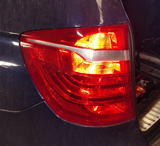 Thumbnail 2: 2011-2017 BMW X3 (F25) REAR LEFT DRIVER OUTER TAILLIGHT BRAKE LIGHT LAMP