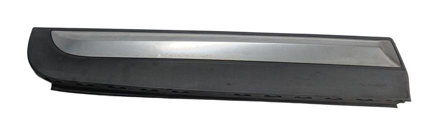 Thumbnail 3: 11-18 BMW X3 X4 (F25 26) REAR RIGHT LOWER DOOR MOULDING TRIM (w/o M or X-LINE)