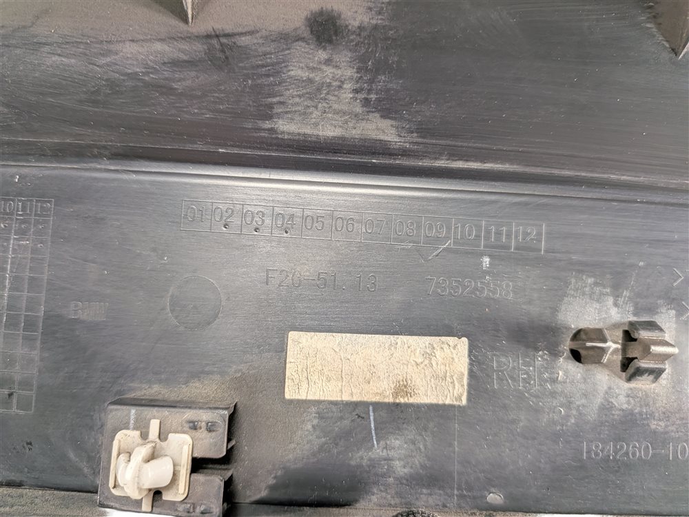 Thumbnail 7: 11-18 BMW X3 X4 (F25 26) REAR RIGHT LOWER DOOR MOULDING TRIM (w/o M or X-LINE)