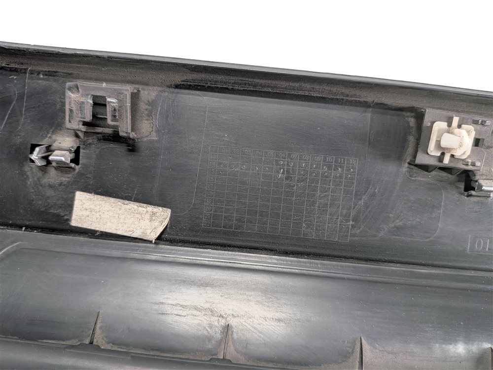 Thumbnail 7: 11-18 BMW X3 X4 (F25 26) FRONT LEFT LOWER DOOR MOULDING TRIM (w/o M or X-LINE)