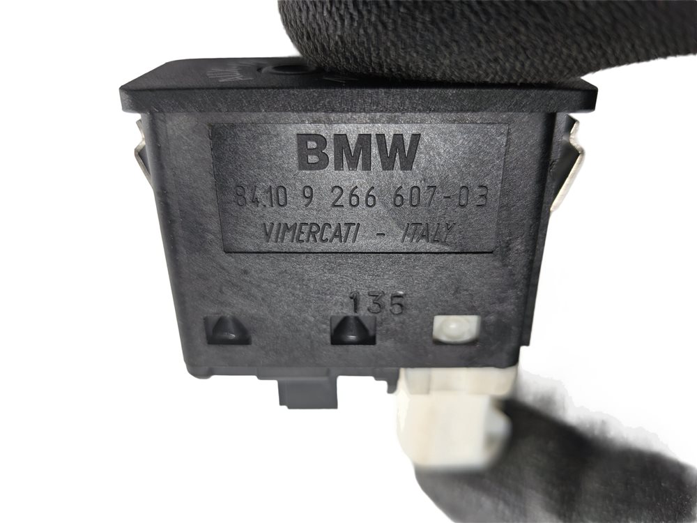 Thumbnail 5: 2016 BMW X3 (F25) CENTER CONSOLE USB AUX AUXILIARY INPUT SOCKET PORT JACK