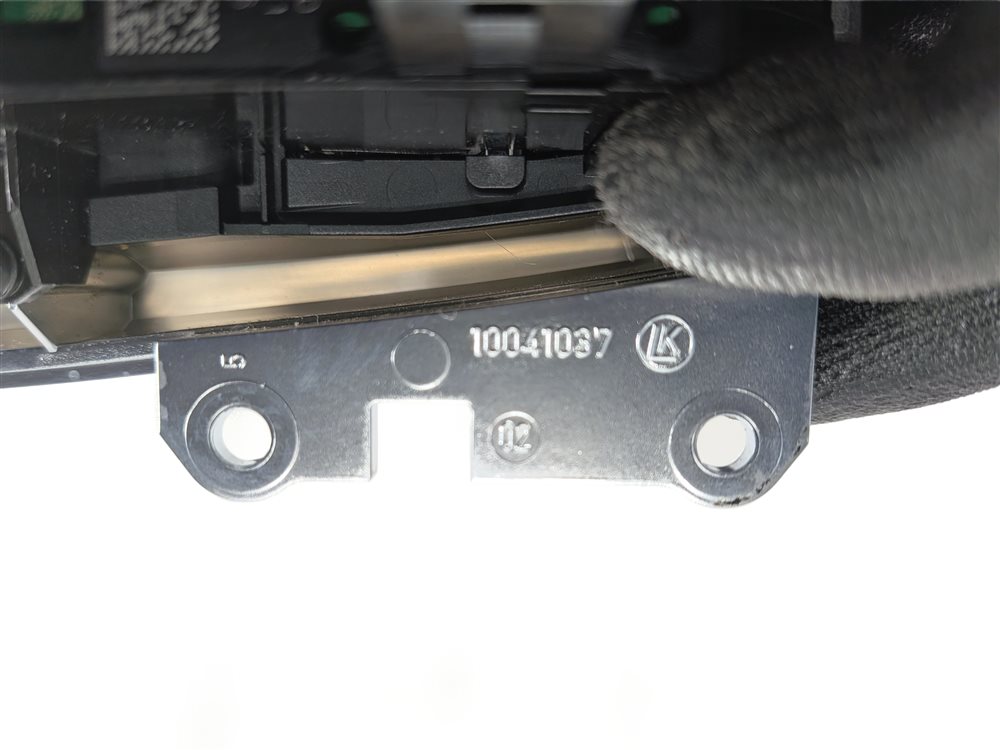Thumbnail 6: 2016 BMW X3 (F25) ELECTRONIC EMERGENCY PARK PARKING BRAKE AUTO HOLD SWITCH PANEL