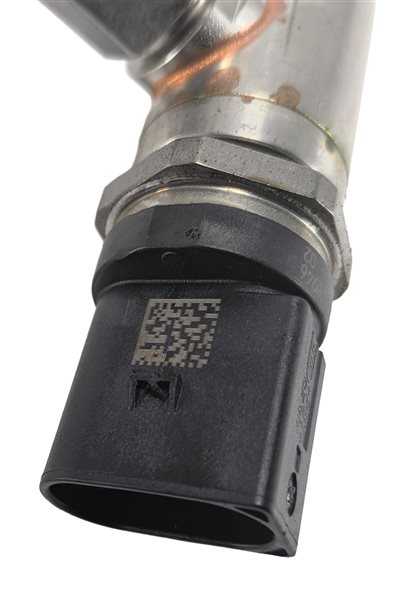 Thumbnail 7: 2016 BMW X3 (F25) 2.0L (N20) ENGINE FUEL INJECTOR RAIL w/LINES