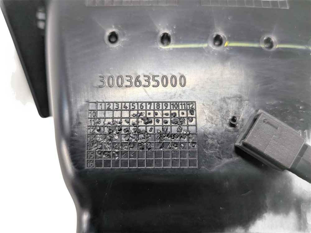 Thumbnail 5: 2016 BMW X3 (F25) FRONT LEFT DRIVER DASH HEAT AIR AC VENT (Black)