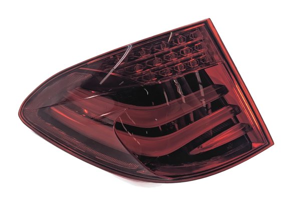 2010-2013 BMW 535iGT 550iGT (F07) LEFT DRIVER OUTER TAILLIGHT BRAKE LIGHT LAMP