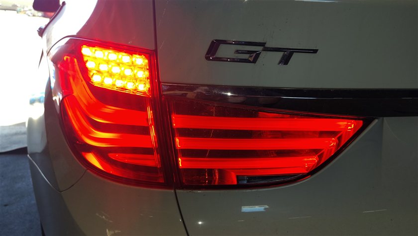 Thumbnail 2: 2010-2013 BMW 535iGT 550iGT (F07) LEFT DRIVER OUTER TAILLIGHT BRAKE LIGHT LAMP