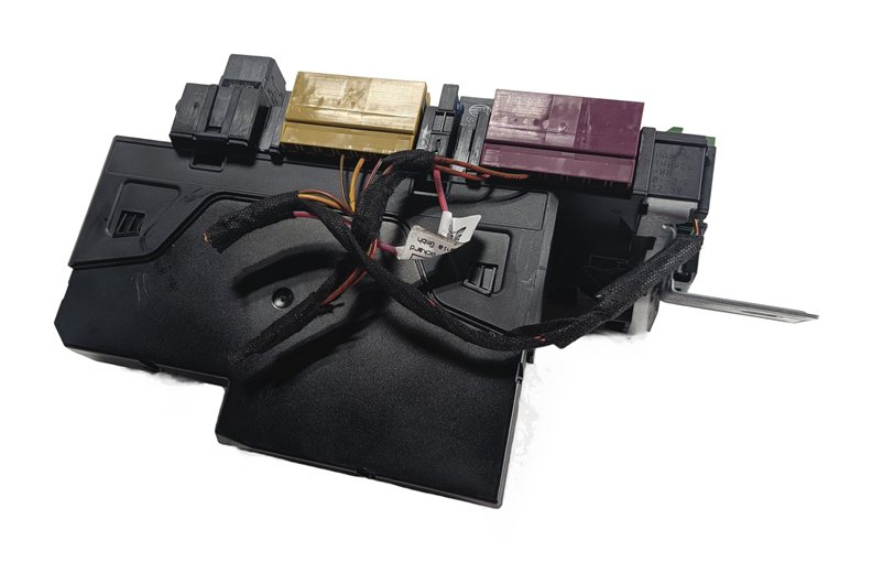 13-15 MERCEDES GLK250 GLK350 (X204) REAR SIGNAL ACQUISITION CONTROL MODULE SAM