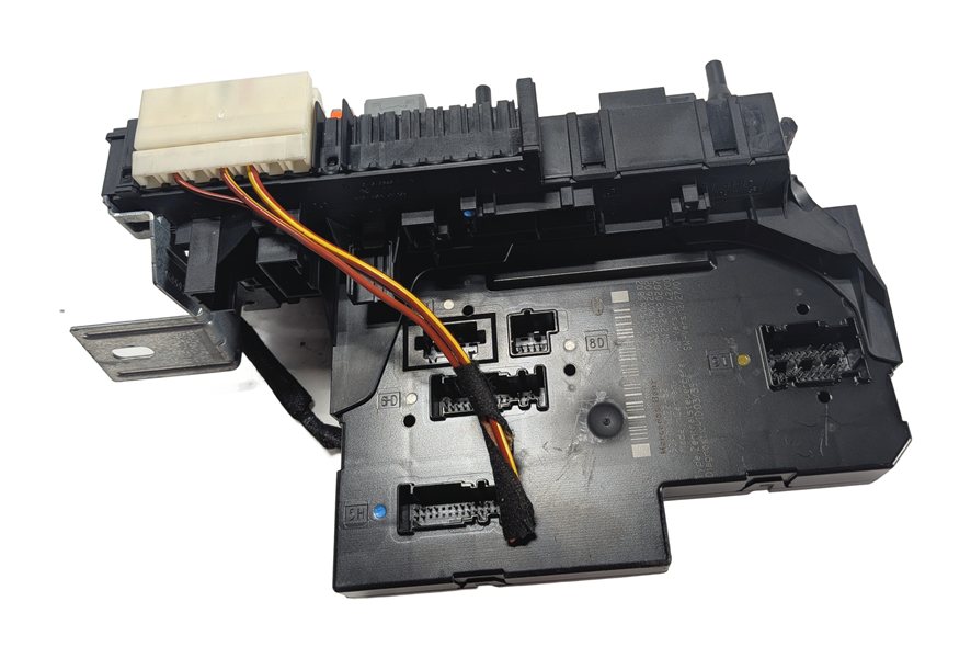 Thumbnail 5: 13-15 MERCEDES GLK250 GLK350 (X204) REAR SIGNAL ACQUISITION CONTROL MODULE SAM