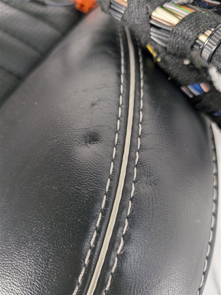 Thumbnail 14: 17 ROVER DISCOVERY L462 FRONT RIGHT PASSENGER SEAT BACK HEAT/COOL (Black)