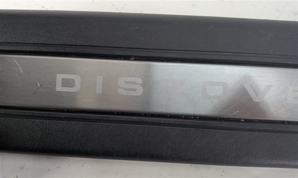 Thumbnail 7: 17 LAND ROVER DISCOVERY L462 FRONT RIGHT PASSENGER ILLUMINATED DOOR SILL PLATE