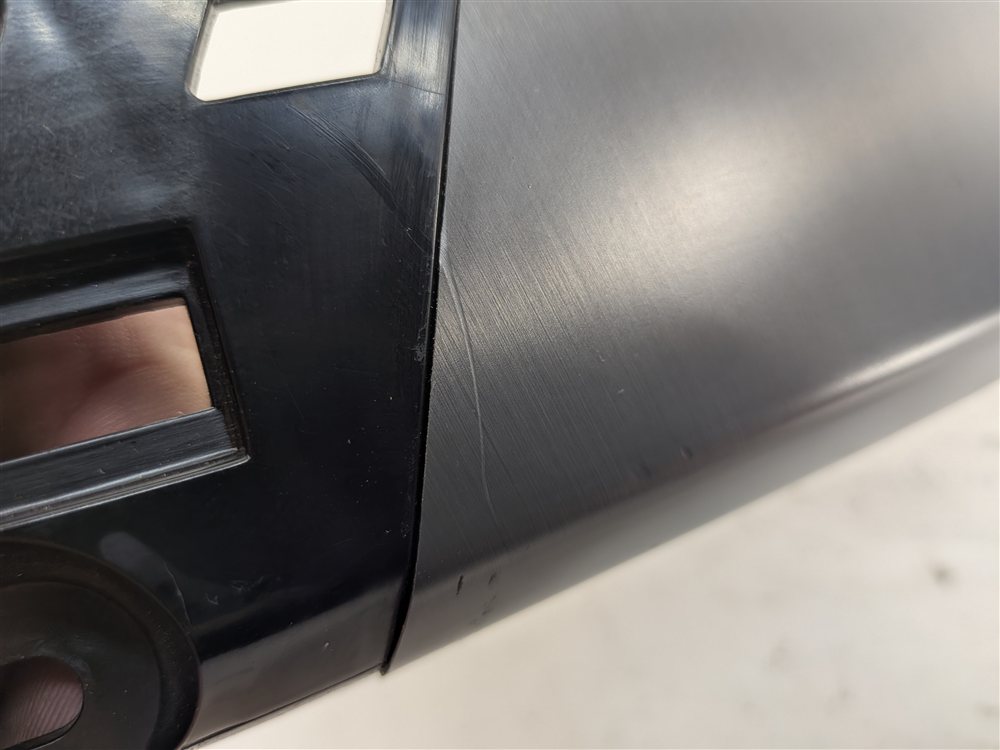 Thumbnail 3: 2017 ROVER DISCOVERY L462 FRONT LEFT DASH TRIM BEZEL (Brushed Linear)