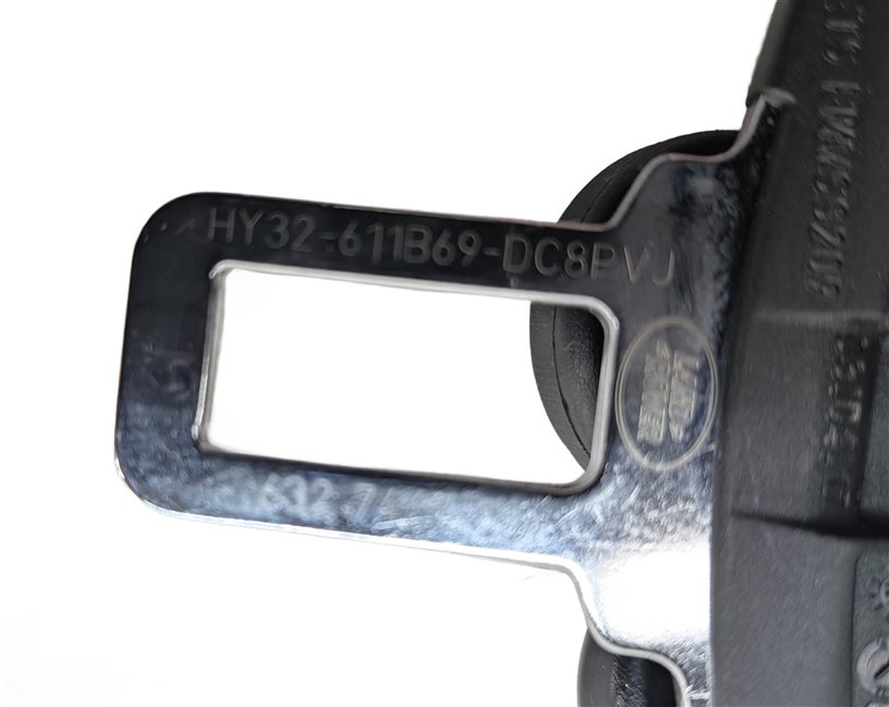 Thumbnail 4: 17 ROVER DISCOVERY L462 REAR LEFT 3RD ROW SEATBELT RETRACTOR (Black)