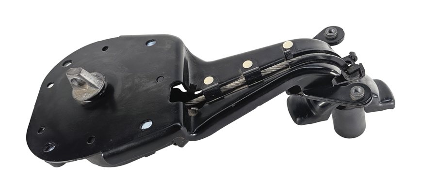 Thumbnail 2: 2017 LAND ROVER DISCOVERY (L462) SPARE TIRE HOIST WHEEL CARRIER WINCH