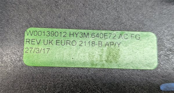 Thumbnail 4: 2017 ROVER DISCOVERY L462 FRONT RIGHT DASH TRIM MOLDING (Brushed Linear)