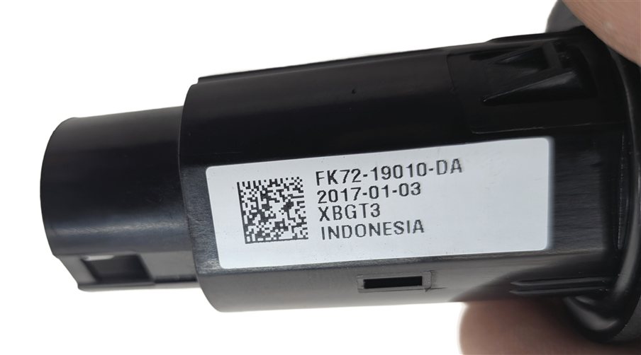 Thumbnail 4: 2017 LAND ROVER DISCOVERY L462 USB CHARGE PORT POWER SOCKET