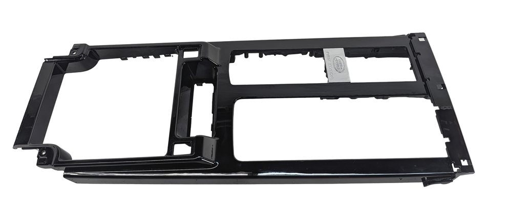 Thumbnail 2: 17 ROVER DISCOVERY L462 FRONT CENTER CONSOLE TRIM FINISH PANEL (GLOSS BLACK)