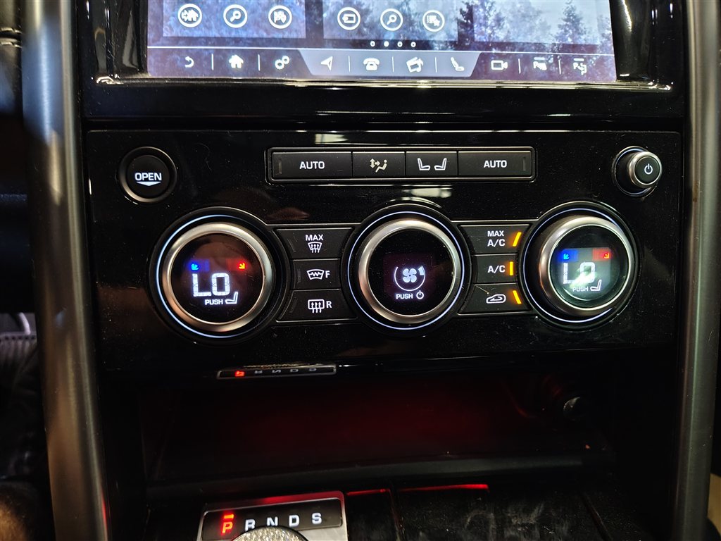Thumbnail 2: 2017 LAND ROVER DISCOVERY L462 FRONT HEATER AC CLIMATE CONTROL PANEL