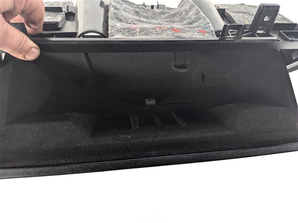 Thumbnail 2: 2017-2023 LAND ROVER DISCOVERY (L462) RIGHT PASSENGER LOWER GLOVE BOX (Black)