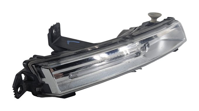 Thumbnail 3: 17-24 E/F/I-PACE ROVER DISCOVERY L462 FRONT LEFT DRIVER LOWER FOGLIGHT LAMP