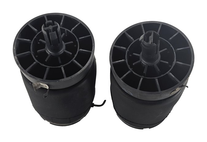 Thumbnail 3: 2017-2021 LAND ROVER DISCOVERY (L462) REAR AIR SUSPENSION SPRING BAG SET/2