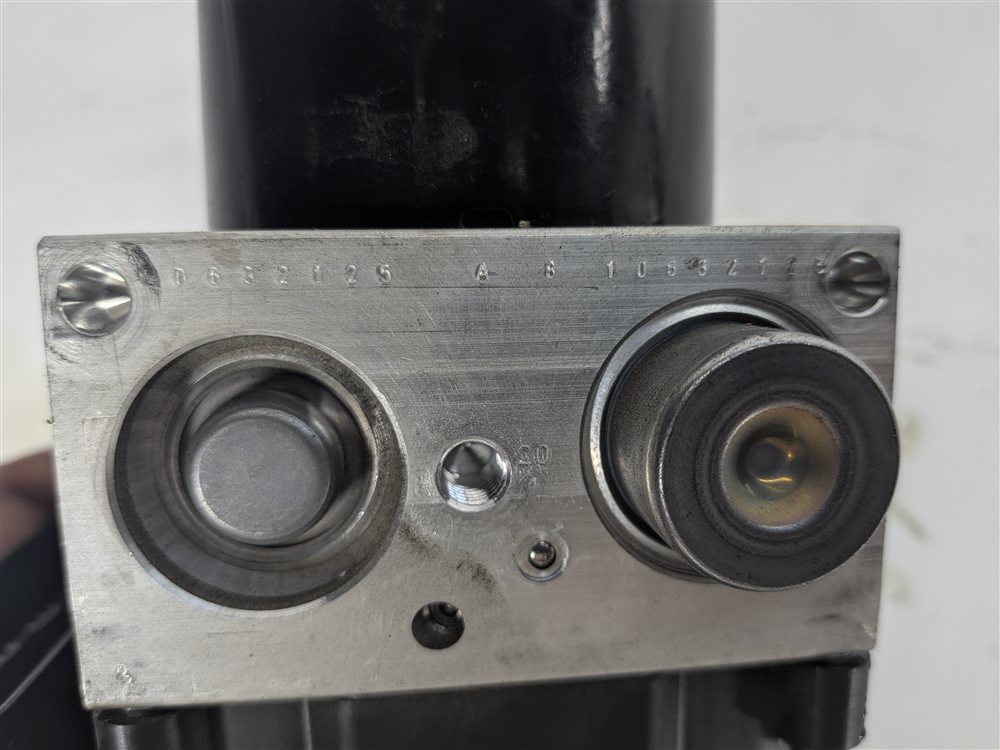 Thumbnail 6: 2012 MERCEDES GLK350 (X204) ABS ANTI LOCK BRAKE PUMP CONTROL MODULE