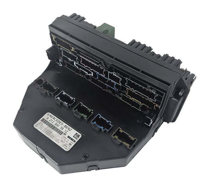 11-13 MERCEDES C E GLK CLS SLK SLS W204 W212 FRONT SIGNAL ACQUISITION MODULE SAM