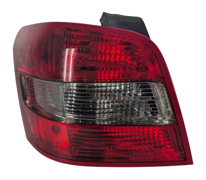 Thumbnail 3: 10-12 MERCEDES GLK350 (X204) LEFT DRIVER TAILLIGHT BRAKE LIGHT LAMP INCANDESCENT