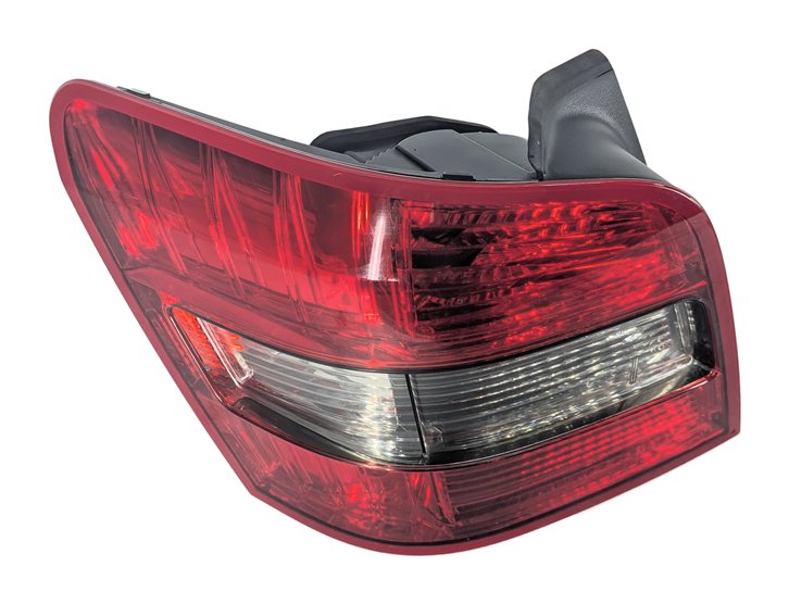 Thumbnail 4: 10-12 MERCEDES GLK350 (X204) LEFT DRIVER TAILLIGHT BRAKE LIGHT LAMP INCANDESCENT