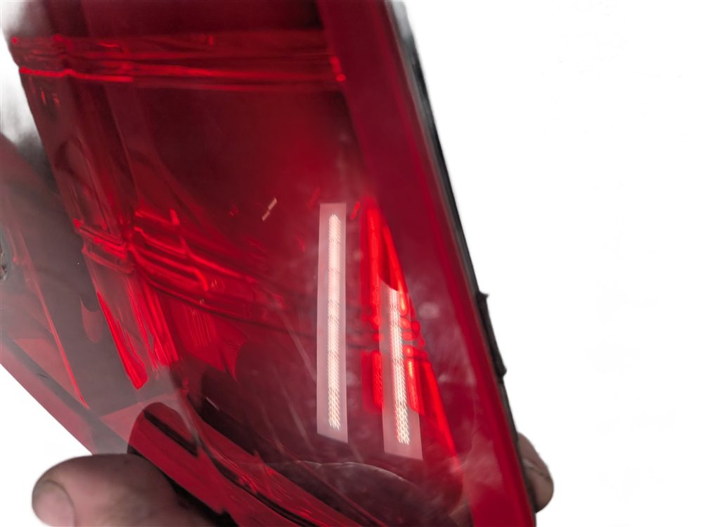 Thumbnail 13: 2010-2012 MERCEDES BENZ GLK350 (X204) RIGHT PASSENGER TAILLIGHT BRAKE LIGHT LAMP