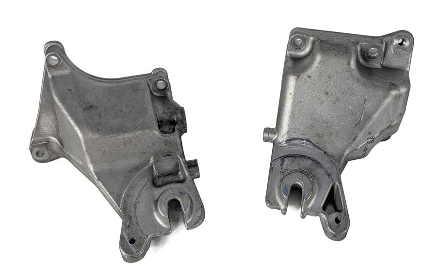 Thumbnail 2: 2012 MERCEDES GLK350 X204 3.5L M272 LEFT/RIGHT ENGINE MOTOR MOUNT BRACKET SET/2