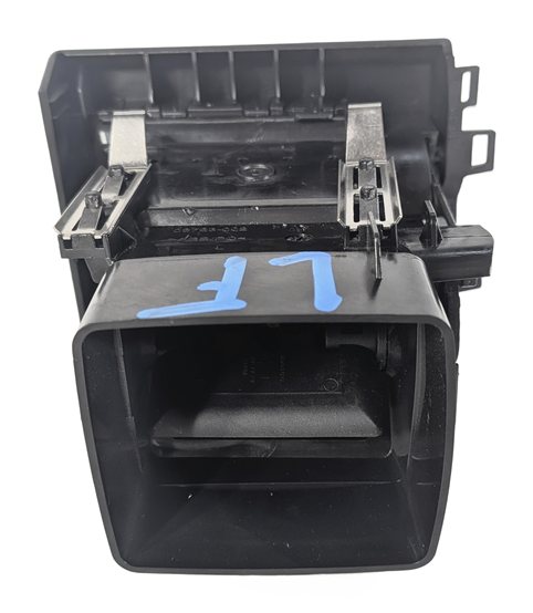 Thumbnail 4: 2012 MERCEDES GLK350 (X204) FRONT LEFT DRIVER DASH HEAT AIR AC VENT (Black)