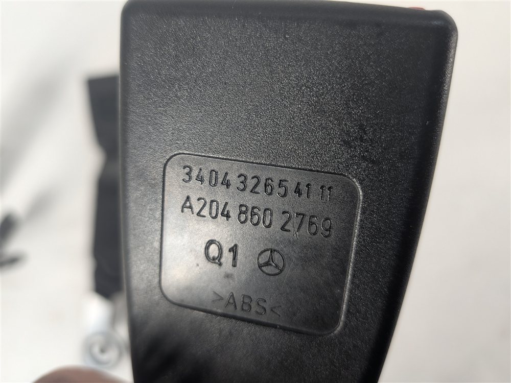 Thumbnail 7: 2012 MERCEDES GLK350 (X204) REAR SEAT SEATBELT BUCKLE RECEIVER SET/3 (Black)