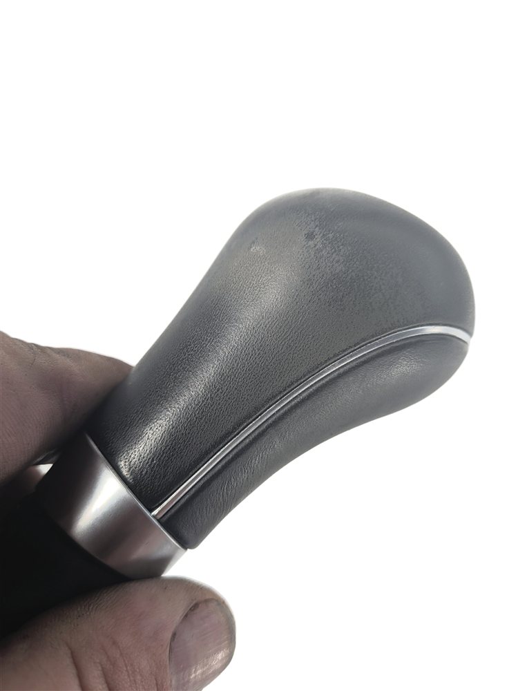 Thumbnail 11: 2012 MERCEDES GLK350 (X204) AUTOMATIC GEAR SHIFT KNOB w/ BOOT LEATHER