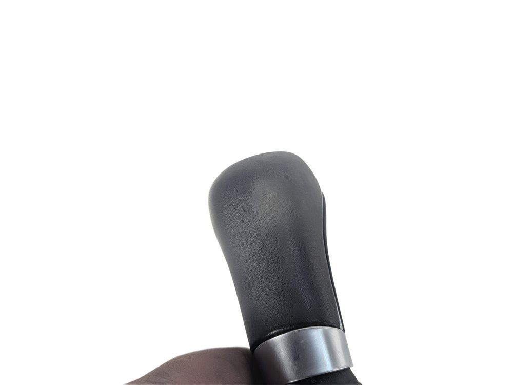Thumbnail 12: 2012 MERCEDES GLK350 (X204) AUTOMATIC GEAR SHIFT KNOB w/ BOOT LEATHER