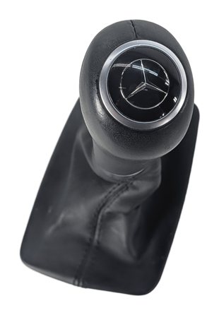 Thumbnail 4: 2012 MERCEDES GLK350 (X204) AUTOMATIC GEAR SHIFT KNOB w/ BOOT LEATHER