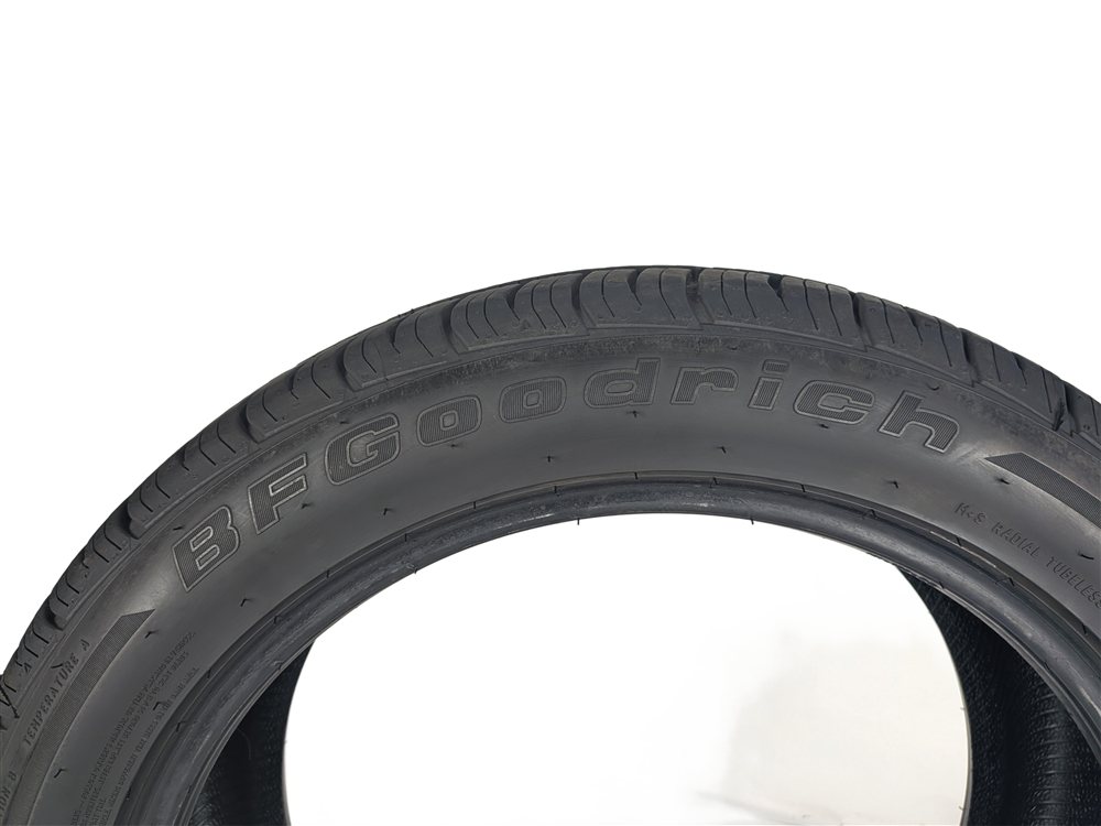 Thumbnail 3: BFGOODRICH ADVANTAGE CONTROL 235/50R19 103H ALL SEASON TIRE SINGLE
